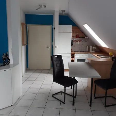 Apartamento Neue Moblierte Mit Separatem Eingang, Nahe Zum Bahnhof Nach Frankfurt Niederdorfelden