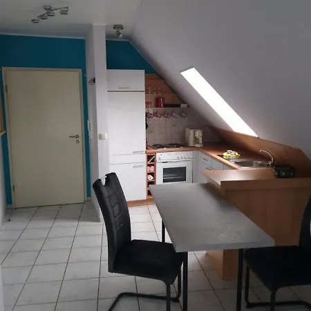 Apartamento Neue Moblierte Mit Separatem Eingang, Nahe Zum Bahnhof Nach Frankfurt Niederdorfelden